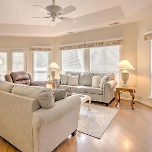  Villa Quaint Hilton Head With Pool And Hot Tub Access!